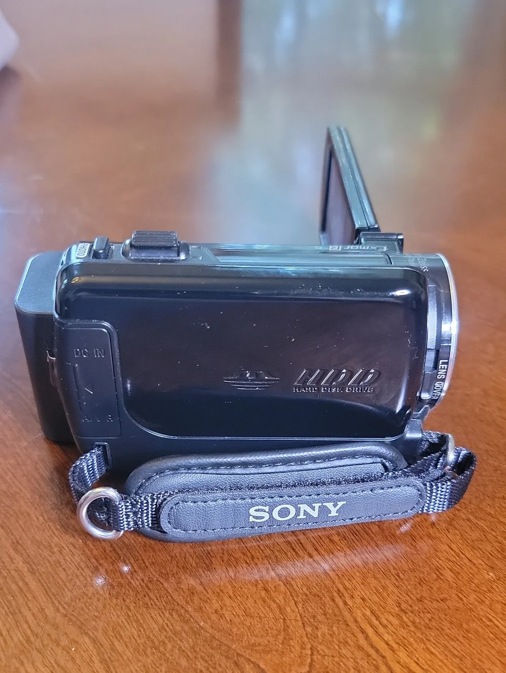 Sony HDR-XR150 Black and Silver Handycam HD Camcorder
